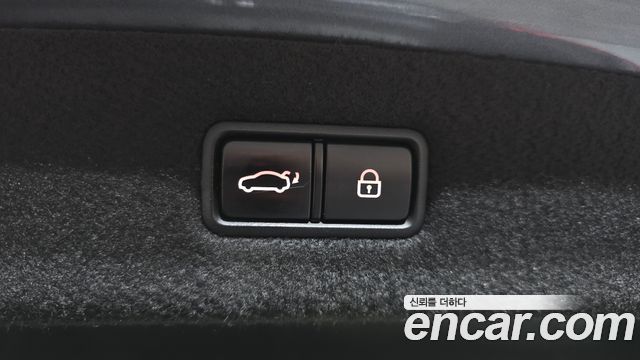 Genesis EQ900 3.8 GDI AWD Premium Luxury 2016 — фото 16