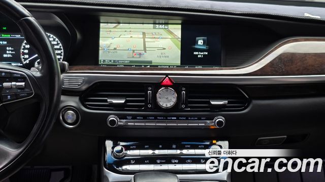 Genesis EQ900 3.8 GDI AWD Premium Luxury 2016 — фото 17