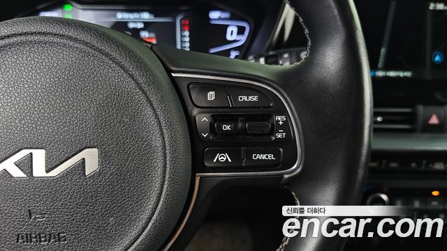 Kia Niro 1.6 HEV Trendy 2022 — фото 15