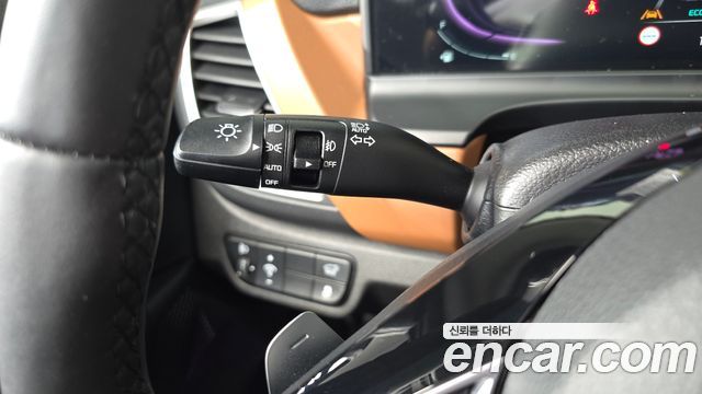 Kia Seltos Gasoline 2.0 2WD Signature 2023 — фото 19