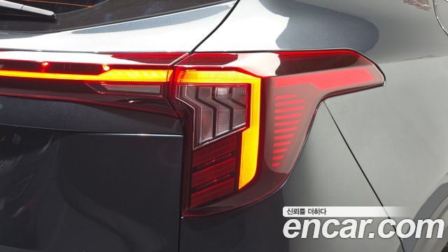 Kia Seltos Gasoline 2.0 2WD Signature 2023 — фото 23