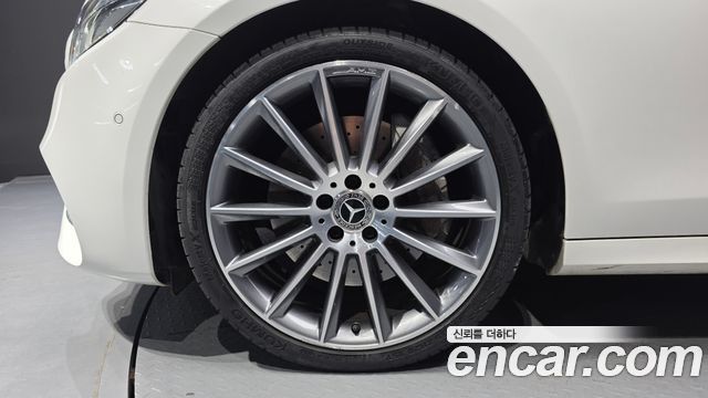 Mercedes-Benz E-Class (W213) E350 4MATIC AMG Line 2019 — фото 5