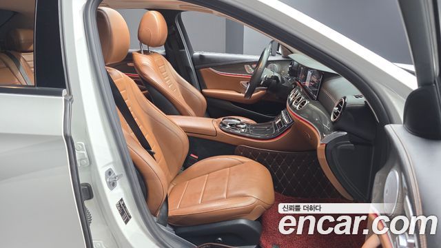 Mercedes-Benz E-Class (W213) E350 4MATIC AMG Line 2019 — фото 11