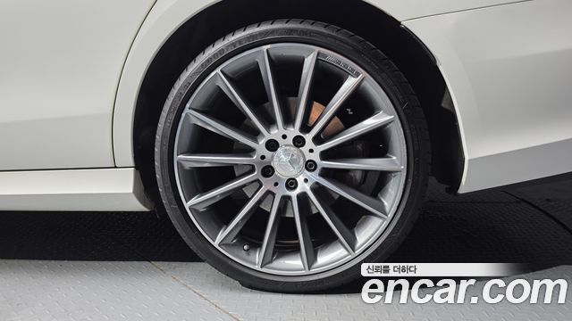 Mercedes-Benz E-Class (W213) E350 4MATIC AMG Line 2019 — фото 21