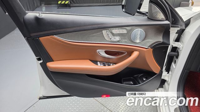 Mercedes-Benz E-Class (W213) E350 4MATIC AMG Line 2019 — фото 24