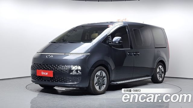 Hyundai Staria 4WD Tourer 9-Seater Modern 2024 — фото 1