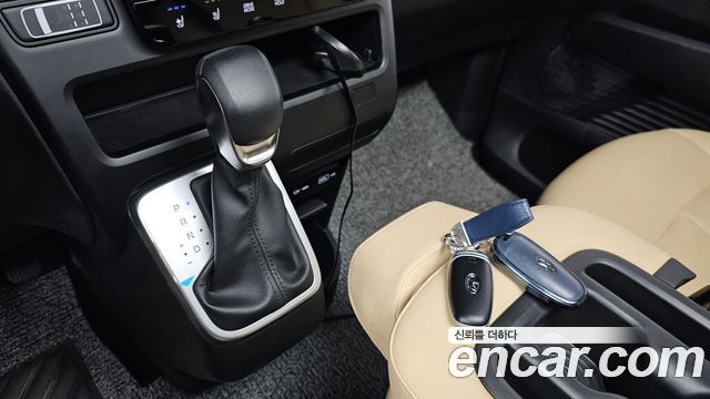 Hyundai Staria 4WD Tourer 9-Seater Modern 2024 — фото 9