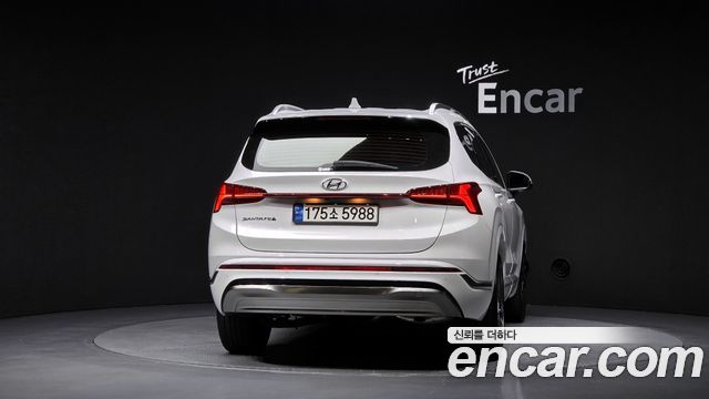 Hyundai Santa Fe Gasoline 2.5T 2WD Calligraphy 2023 — фото 4