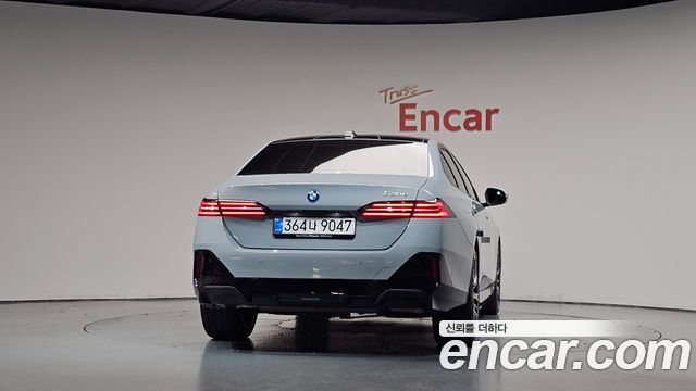 BMW 5 Series (G60) 530e M Sport 2026 — фото 4