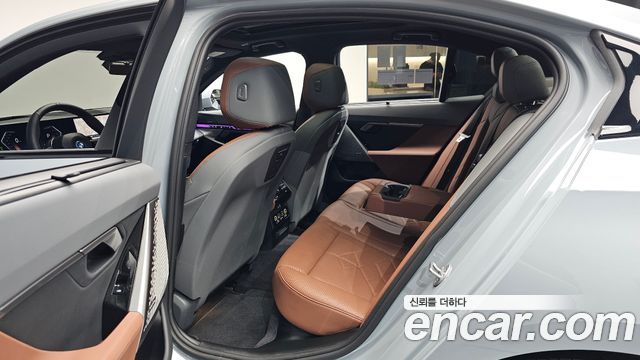 BMW 5 Series (G60) 530e M Sport 2026 — фото 16