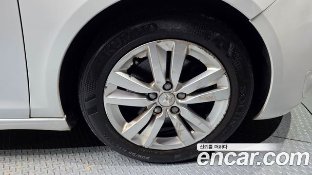 Peugeot 308 (II) 2.0 BlueHDi Active 2015 — фото 5