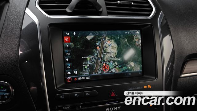 Ford Explorer 2.3 Limited 4WD 5th 2018 — фото 15