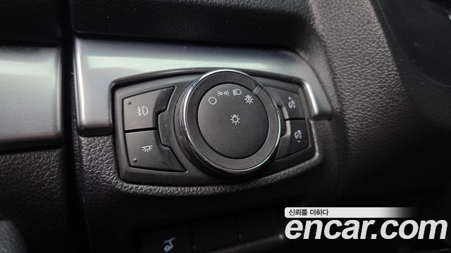Ford Explorer 2.3 Limited 4WD 5th 2018 — фото 20