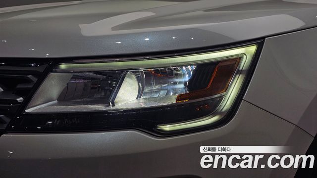 Ford Explorer 2.3 Limited 4WD 5th 2018 — фото 22