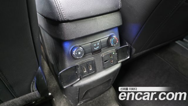 Ford Explorer 2.3 Limited 4WD 5th 2018 — фото 27