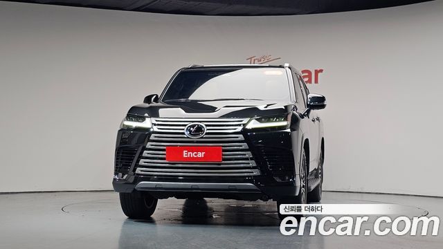 Lexus LX (IV) 700h Luxury 2025 — фото 3