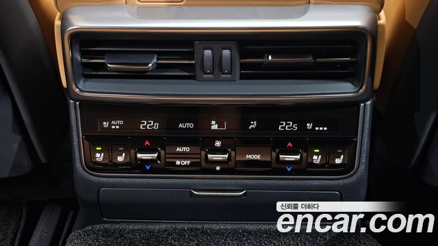 Lexus LX (IV) 700h Luxury 2025 — фото 35