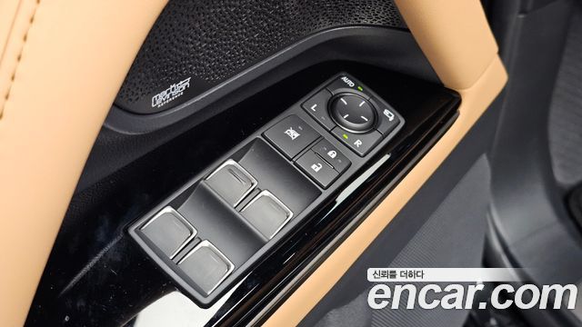 Lexus LX (IV) 700h Luxury 2025 — фото 38