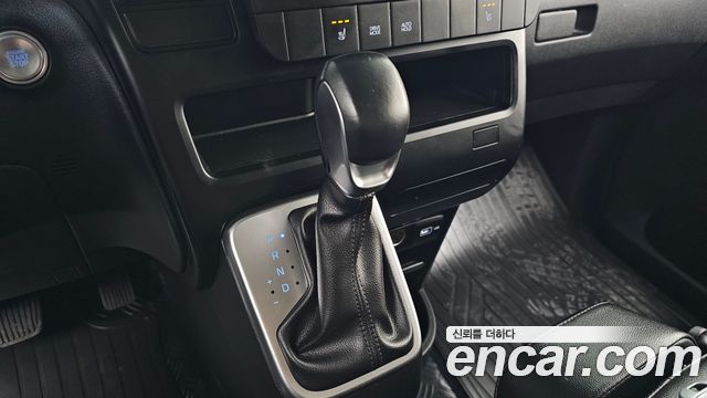 Hyundai Staria L3.5 Cargo 3-Seater Modern 2022 — фото 9