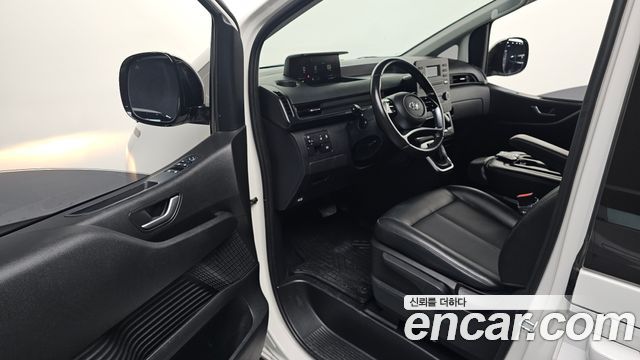 Hyundai Staria L3.5 Cargo 3-Seater Modern 2022 — фото 10