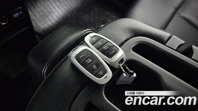 Hyundai Staria L3.5 Cargo 3-Seater Modern 2022 — фото 23