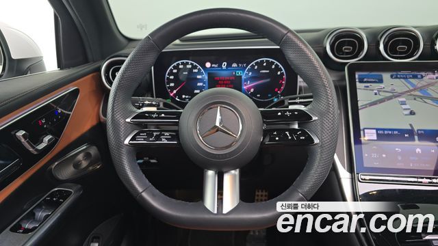 Mercedes-Benz GLC-Class (X254) GLC300 4MATIC AMG Line 2024 — фото 14