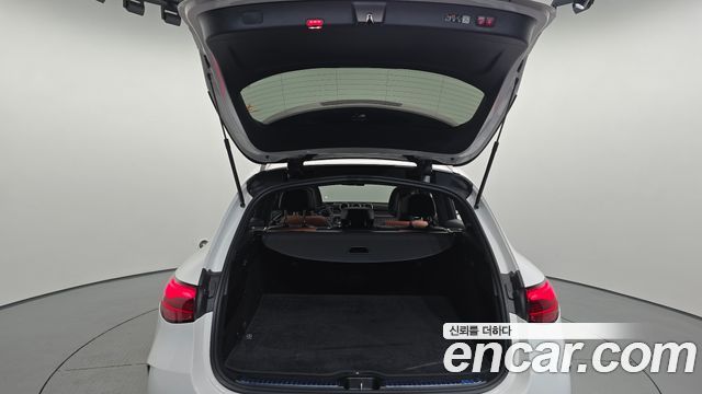 Mercedes-Benz GLC-Class (X254) GLC300 4MATIC AMG Line 2024 — фото 19