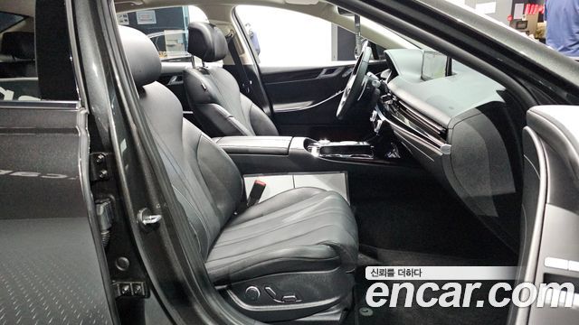 Genesis G80 (RG3) Gasoline 2.5 Turbo AWD 2022 — фото 12