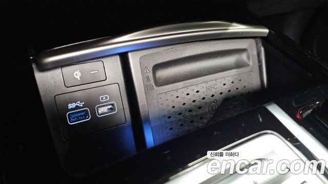 Genesis G80 (RG3) Gasoline 2.5 Turbo AWD 2022 — фото 18