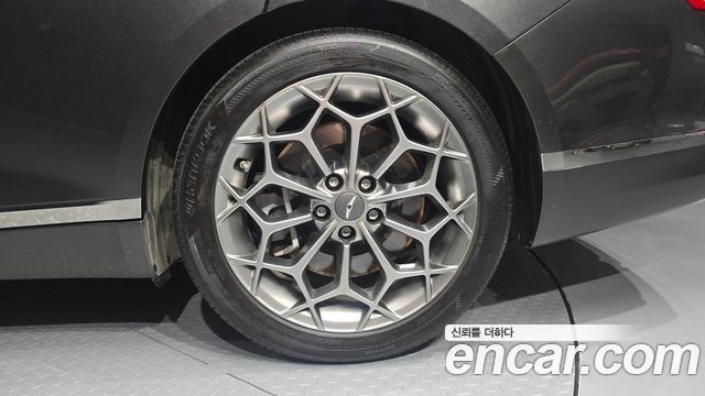 Genesis G80 (RG3) Gasoline 2.5 Turbo AWD 2022 — фото 21