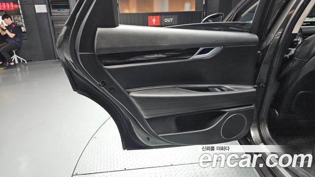 Genesis G80 (RG3) Gasoline 2.5 Turbo AWD 2022 — фото 25