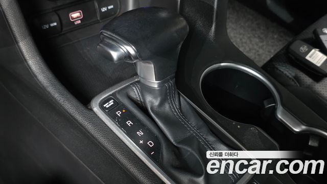 Kia Sportage The Bold Diesel 2.0 2WD Prestige 2019 — фото 9