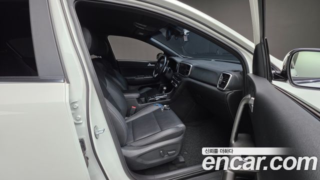 Kia Sportage The Bold Diesel 2.0 2WD Prestige 2019 — фото 10
