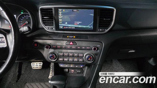 Kia Sportage The Bold Diesel 2.0 2WD Prestige 2019 — фото 16
