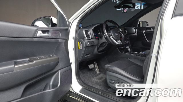 Kia Sportage The Bold Diesel 2.0 2WD Prestige 2019 — фото 26