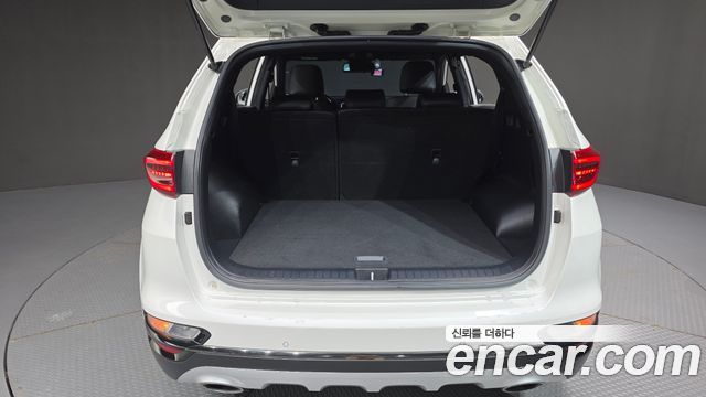 Kia Sportage The Bold Diesel 2.0 2WD Prestige 2019 — фото 31