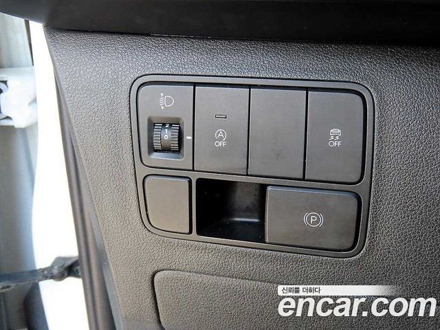 Hyundai Staria Cargo 5-Seater Smart 2023 — фото 16