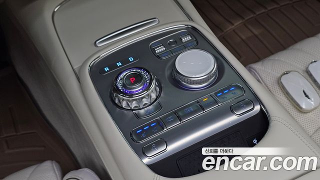Genesis G90 (RS4) Gasoline 3.5 Turbo e-S/C AWD 2023 — фото 9