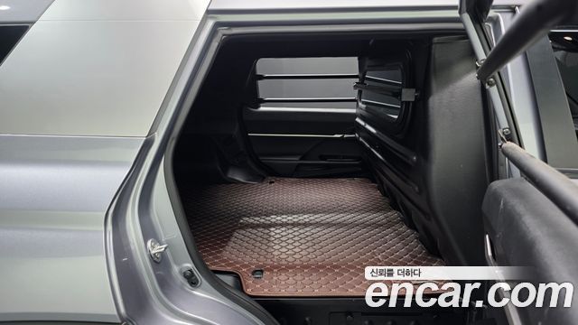 KG Mobility (SsangYong) Torres Gasoline 1.5 4WD TV7 2024 — фото 11