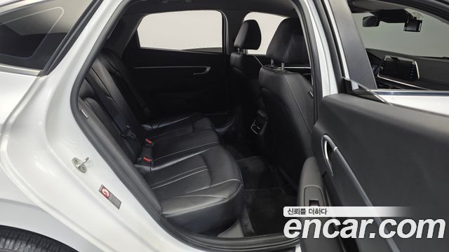 Hyundai Sonata (DN8) 2.0 Premium 2020 — фото 12