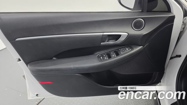 Hyundai Sonata (DN8) 2.0 Premium 2020 — фото 24