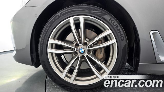 BMW 7 Series (G11) 730d xDrive M Sport 2018 — фото 5