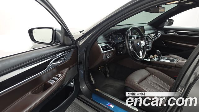 BMW 7 Series (G11) 730d xDrive M Sport 2018 — фото 10