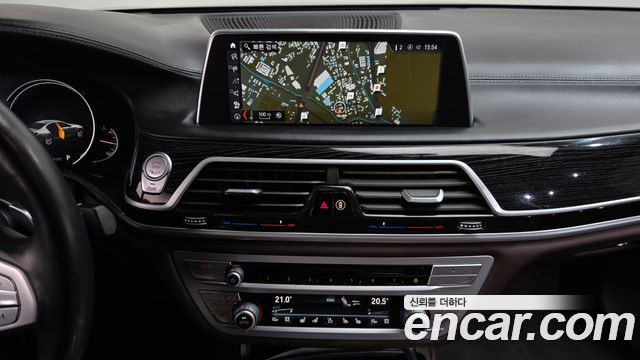 BMW 7 Series (G11) 730d xDrive M Sport 2018 — фото 13