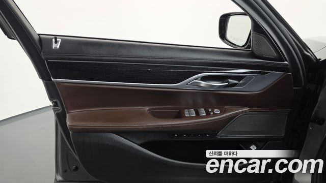 BMW 7 Series (G11) 730d xDrive M Sport 2018 — фото 24