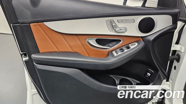 Mercedes-Benz GLC-Class (X253) GLC220 d 4MATIC 2021 — фото 30