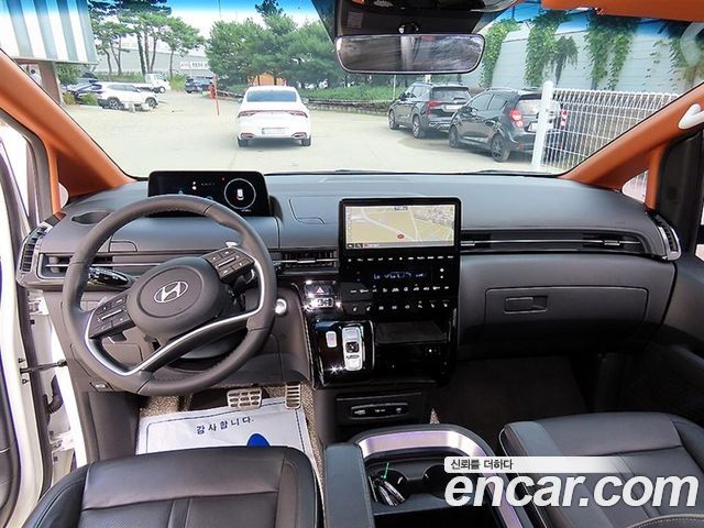 Hyundai Staria L3.5 Lounge 7-Seater Mobility 2025 — фото 8