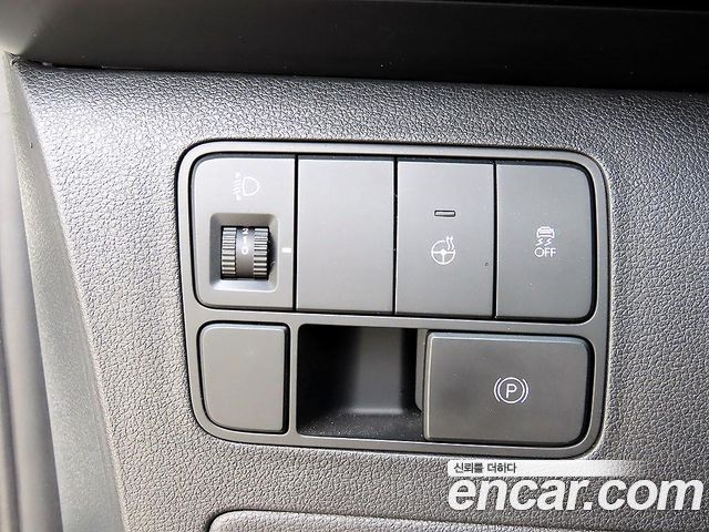 Hyundai Staria L3.5 Lounge 7-Seater Mobility 2025 — фото 17
