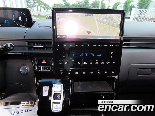 Hyundai Staria L3.5 Lounge 7-Seater Mobility 2025 — фото 18