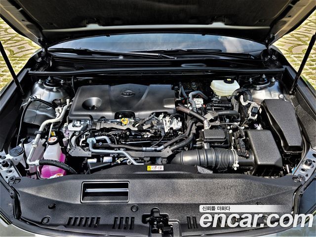 Toyota Camry (XV80) 2.5 XLE Premium Hybrid 2026 — фото 6